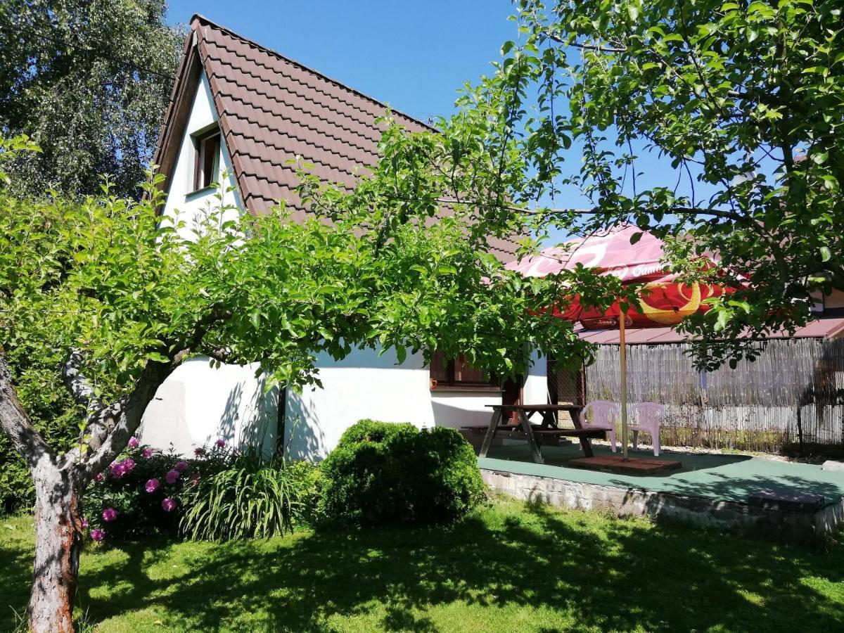 Chaty V Ceskem Raji U Prachovskych Skal - Mala Chata Pro 4 - Velka Chata Pro Az 7 Osob - Ubytovani V Soukromi Jicin Exterior photo